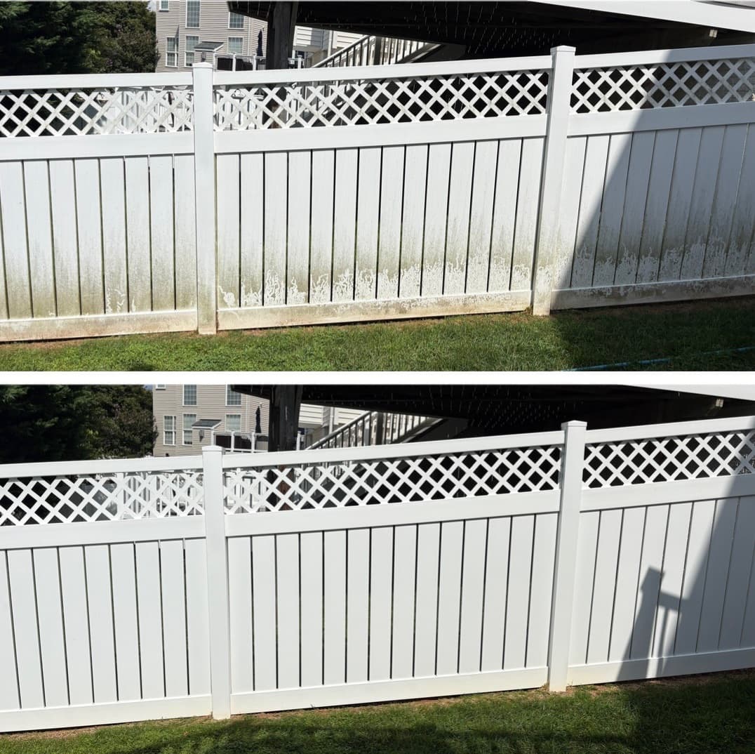vinyl privacy fence cleaning, green algae removed from the base of the panels, Maryland